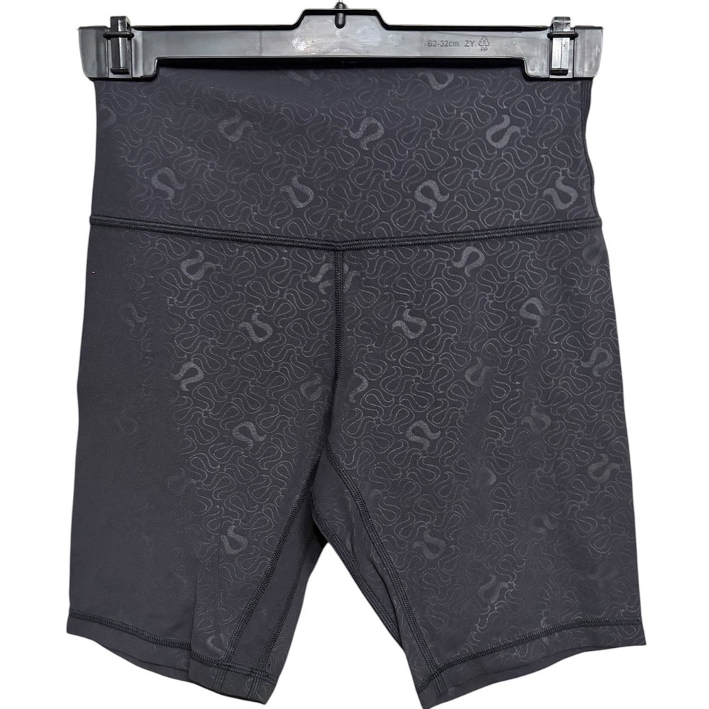 Lululemon Wunder Under Black Biker Shorts Embossed Logo High Rise Women Size 6